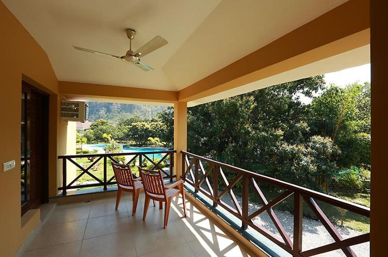 Dewdrop Mango Bloom Resort Найнитал Экстерьер фото